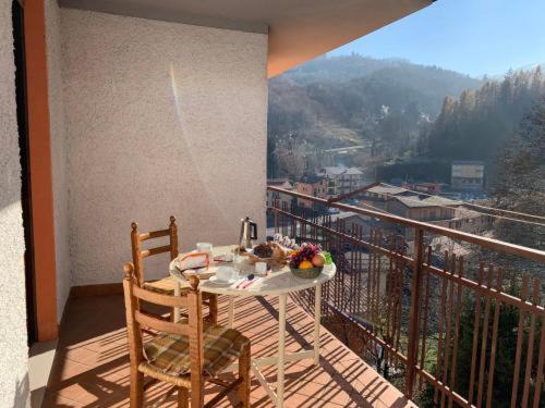 SKI AND OUTDOOR HOUSE