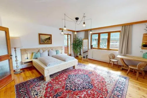 Haus Alberto - Haus mit 2 Ferienwohnungen in Ötztal-Bahnhof, Österreich