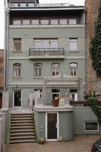 Hidden Gem Room Type - One-Bedroom Apartment