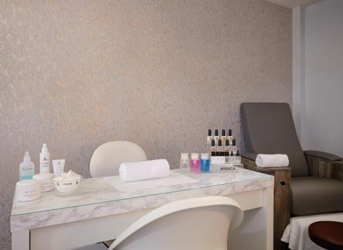 Breadsall Priory Marriott Hotel & Country Club - image 11