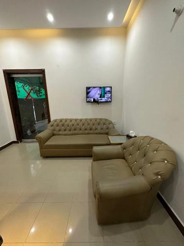 Green land - image 8