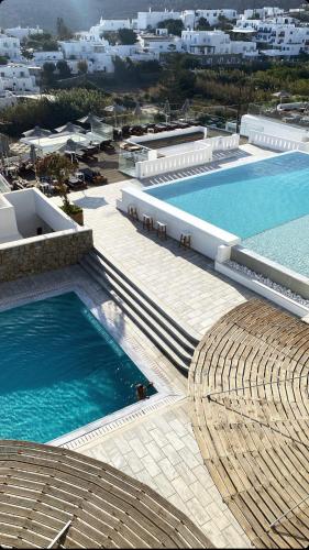 496845668 The George Hotel Mykonos
