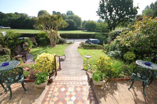 Gainsboro - image 7