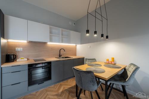Horyzont Apartamenty- Studio- SAUNA&FITNESS -BAŁTYCKA 2- ŚNIADANIA (Horyzont Apartamenty- Studio- SAUNA&FITNESS -BALTYCKA 2- SNIADANIA) in โคโลเบอร์เซก