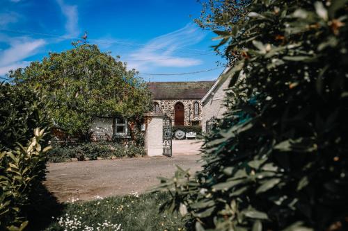 Brookhall Cottages