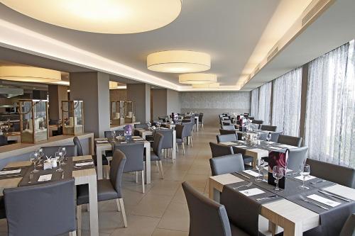 Hotel Java - image 9