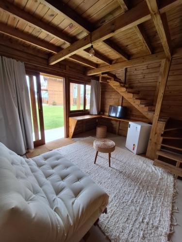 1 queen bed, 1 sofa bed