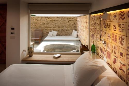 496865104 Praia Art Resort - Small Luxury Hotels of the world