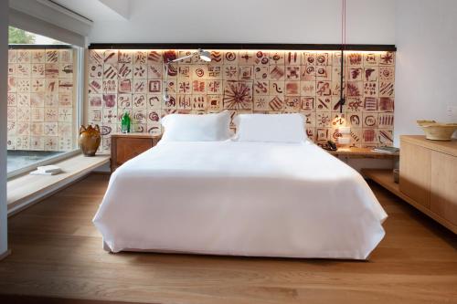 496865284 Praia Art Resort - Small Luxury Hotels of the world