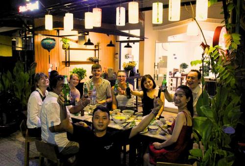 Dom Hostel and Bar in Son Phong