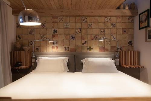 496865612 Praia Art Resort - Small Luxury Hotels of the world