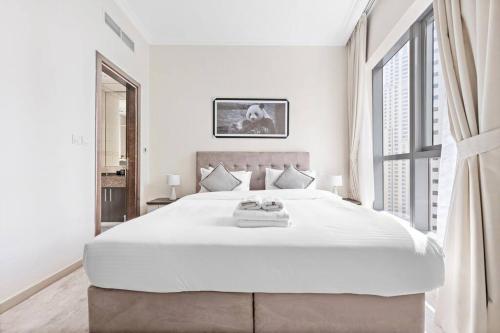 StoneTree - Modern 1 BR Apartment in Dubai Marina - image 14