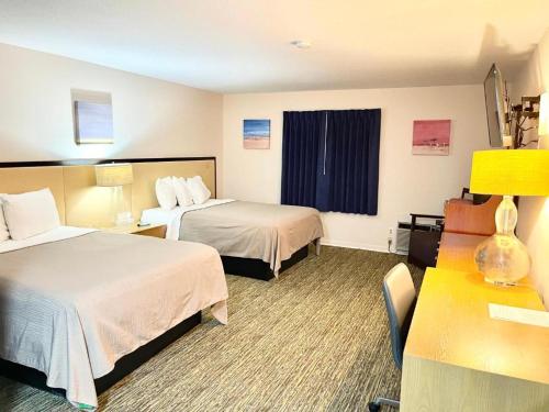 Camp Inn Lodge in Au Sable, USA