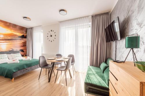 Horyzont Apartamenty- Studio- SAUNA&FITNESS -BAŁTYCKA 2- ŚNIADANIA (Horyzont Apartamenty- Studio- SAUNA&FITNESS -BALTYCKA 2- SNIADANIA) in โคโลเบอร์เซก