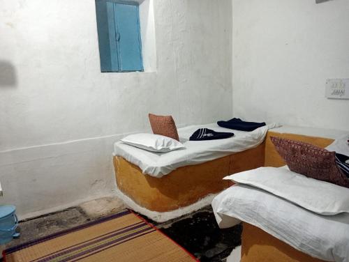 Peshagar Guest House