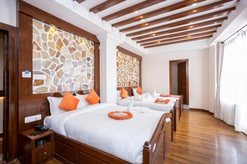 Quadruple Room with Balcony