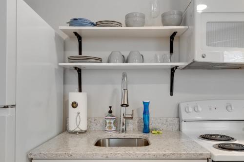 G4 KING BED central location museums FREE PARKING near Virginia Tudományos Múzeum