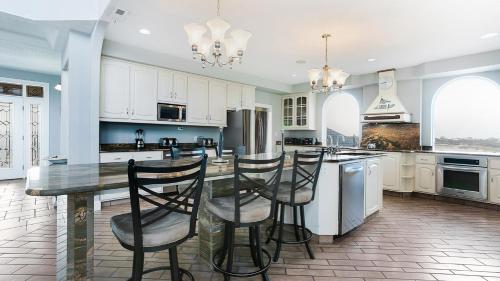 OCEANFRONT, 17 BRs, Ocean Views, Priv Pool, Rec Rm, Theatr Rm! 4x1487, The Dream, Corolla (foto 8)
