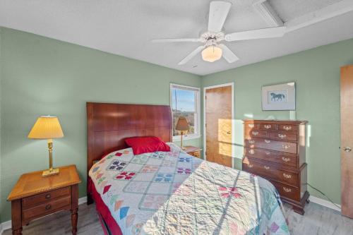 4x1620, Sunshine Day-Oceanside, Ocean View, Pets Welcome, Wild Horses!