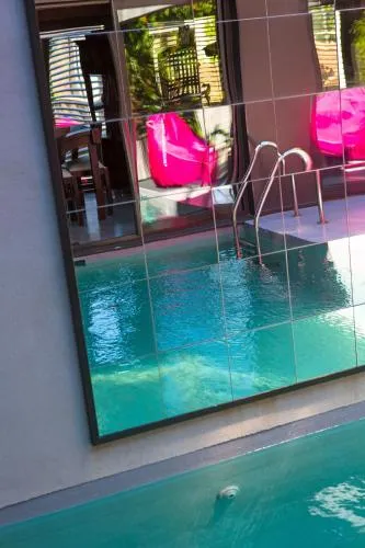 Be Loft B&B Pool & Spa photo 2