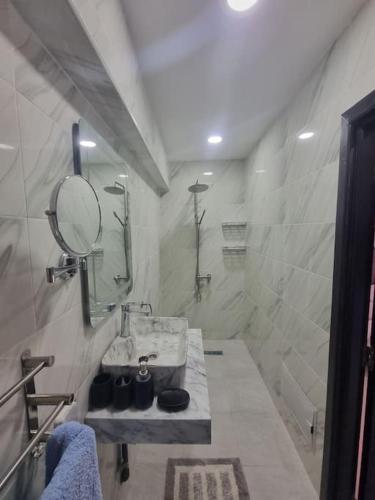 Kech vacations Guest Friendly! Luxury 2 bed apartment - image 11