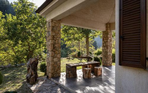 Hidden Stone Chalet