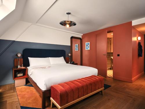 room detail thumbnail 0