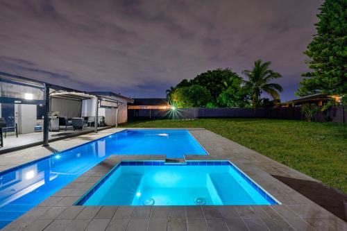 Private Spacious House #BBQ - Hallandale Beach, Florida