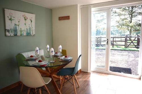 景觀, Delightful Cottage with 2 Bedrooms near Knutsford in 托夫特