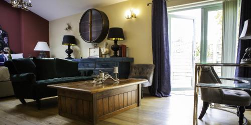 The Wyvill Arms - image 10