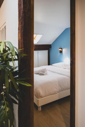 Location de vacances - Annecy -  - Sous Les Toits d'Annecy, un appartement irrésistible pour 1 à 6 personnes en plein coeur de ville - Image #3