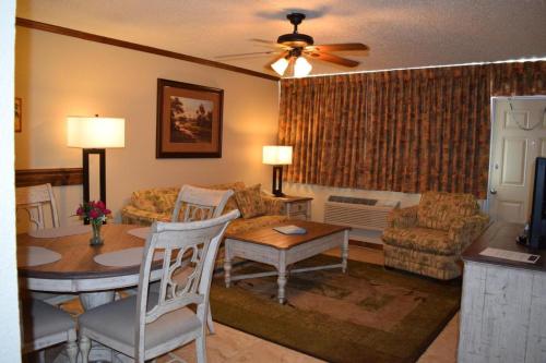 Ocean Landings Resort & Racquet Club in Cocoa Beach, USA