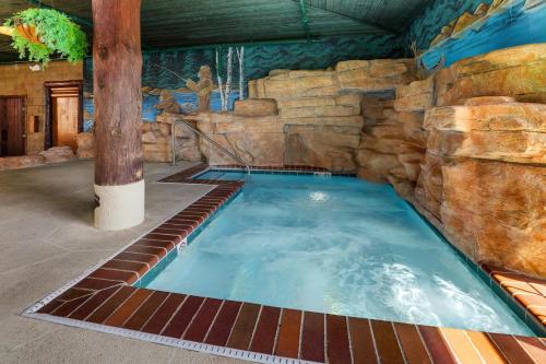Hot tub, Stoney Creek lnn Galena in Galena (IL)
