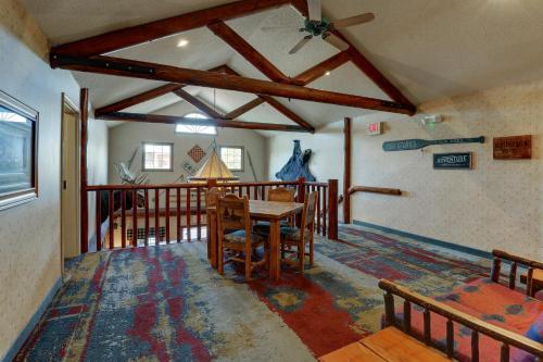 Facilities, Stoney Creek lnn Galena in Galena (IL)