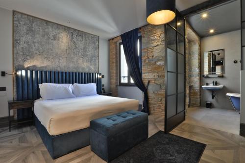 FORVM bijoux ROOMS - image 4