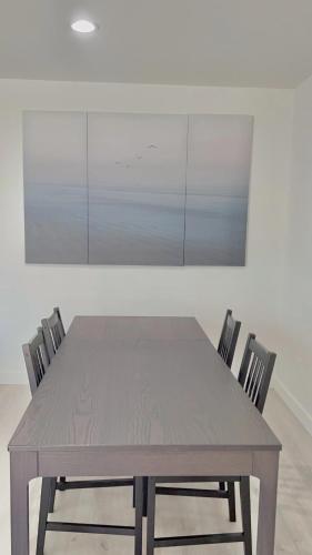 Private Entrance Entire Guest Suite - 2 bedroom in Coquitlam, Canada