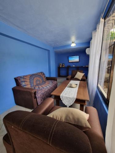 La Casita Azul