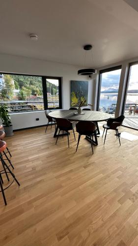 Kilátás, Nordic Waterside Escape in Ulsvag