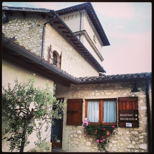 Valle Rosa Country House - image 2