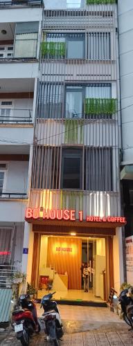 Bơ House hotel