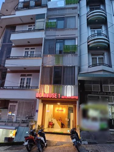 Bơ House hotel