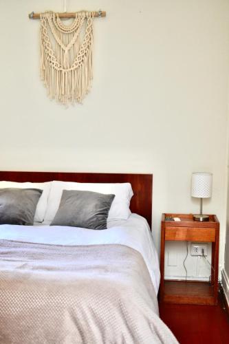 Standard Double Room image 5