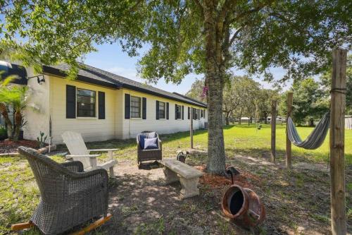 Létesítmények, Luxury, Countryside, Tranquil Retreat at The French Château of Odessa (Luxury, Countryside, Tranquil Retreat at The French Chateau of Odessa) in Trinity (FL)