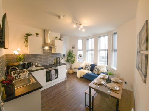 Principality Suites; One Bed By Property Promise - Saint David's Centre