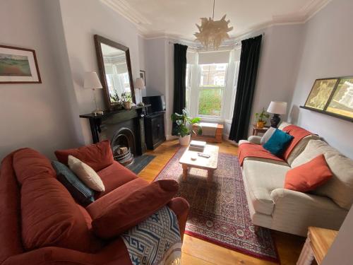 Cardiff - Home from Home in 斯普洛特