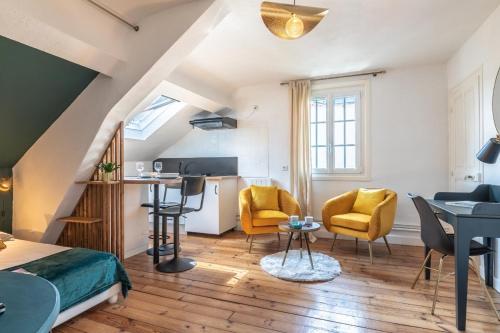 Beautiful studio near beach and town center in Biarritz - Welkeys