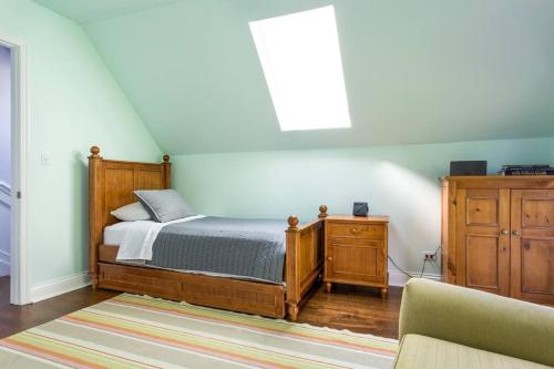 Featured in Chicago Socials Most Luxurious Airbnbs - Tap to explore photos