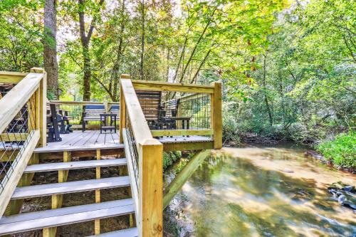 Rustic Creekside Blue Ridge Cabin Waterfront Deck