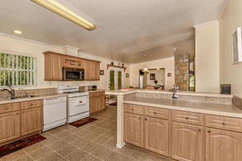 Konyha, The Blue Nile! Your Florida Vacation is Calling. Vacation, Leisure or Business in Homosassa (Florida)