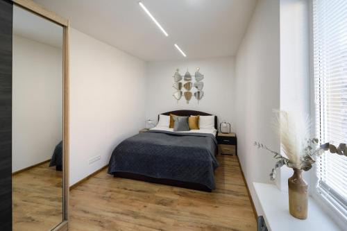 Brivibas Yard Apartment With Parking In City Center, Riga (foto 10)